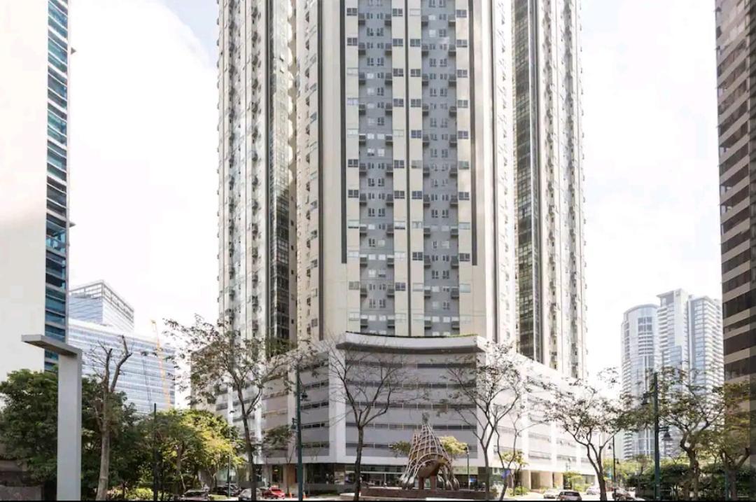 L1 Twin Bed Staycation In Bonifacio Global City Manila Exterior foto